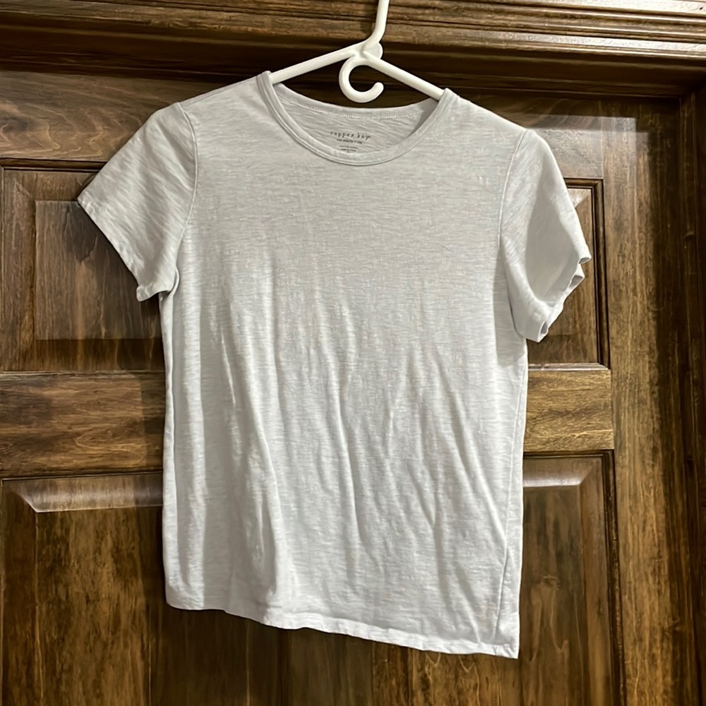 Copper Key size medium gray top